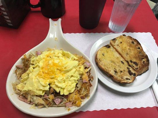 Nina's Cafe and Carousel